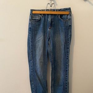 BDG Urban Outfitters, Mom Jeans